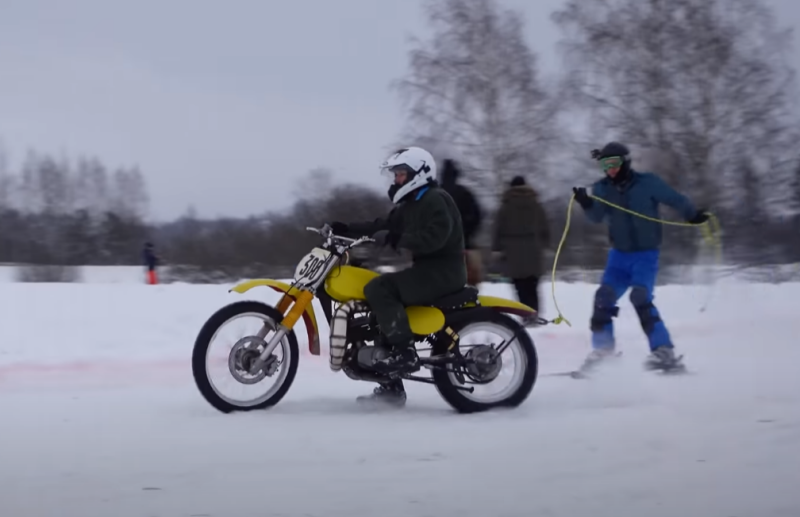 Мотоцикл для зимних кроссовых гонок из старого советского «Минска»